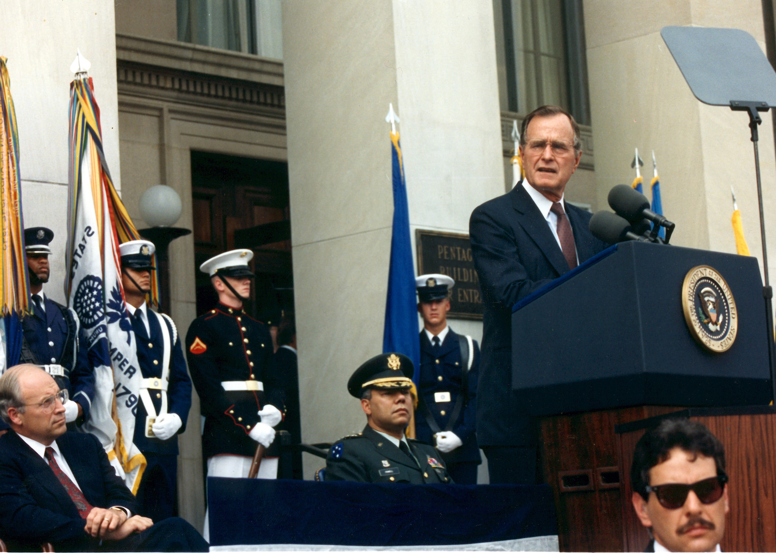 President George HW Bush delivers a speech to Pentagon employees.