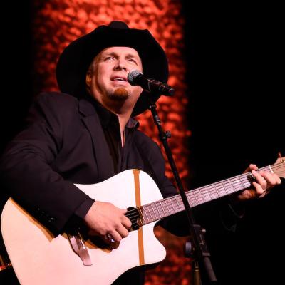 Country music artist Garth Brooks singing on stage at the ASCAP Centennial Awards on Nov. 17, 2014 in New York City.