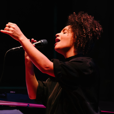Singer performs at Carnegie Hall well-being concert