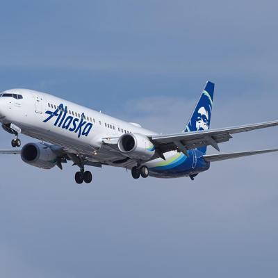 2023 Alaska Airlines Boeing 737 MAX 9 shown on final approach to Los Angeles International Airport.