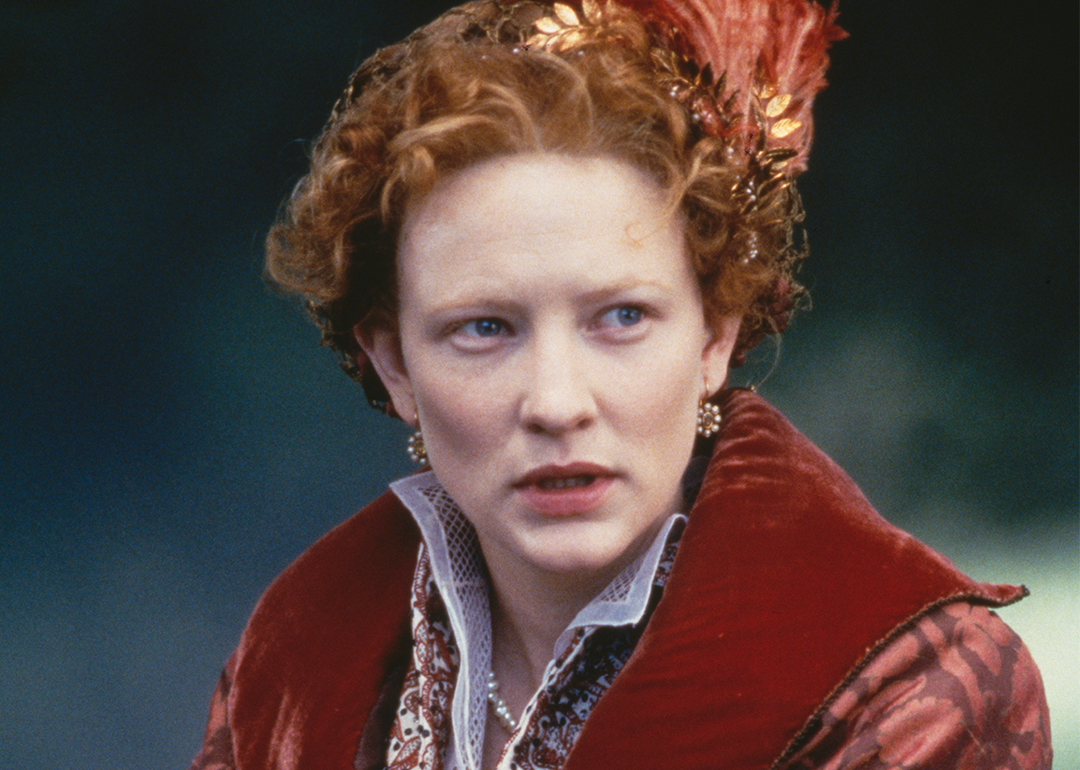 Cate Blanchett on the set of ‘Elizabeth’.