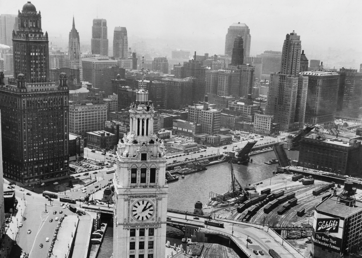 Chicago River dividing the city of Chicago, Illinois.