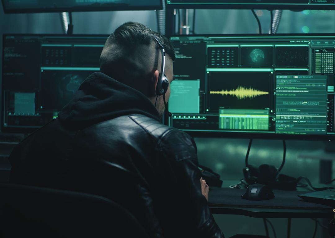 An anonymous man steals private data from a victim through a call.