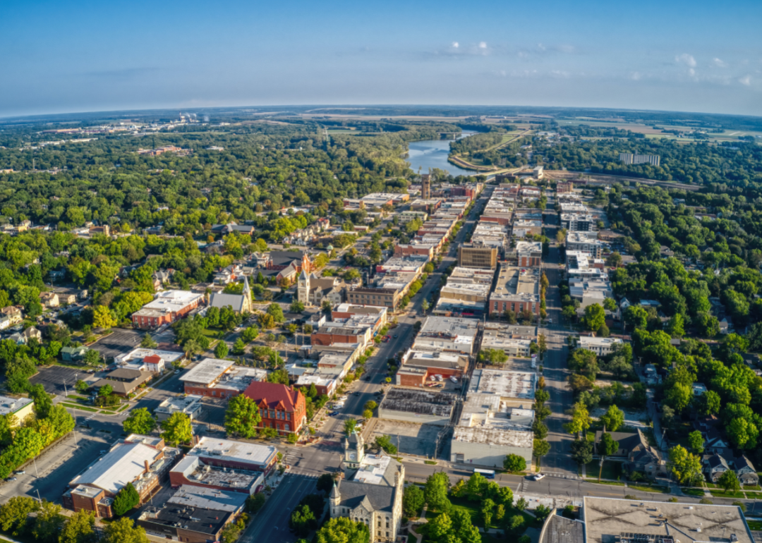 Lawrence, KS