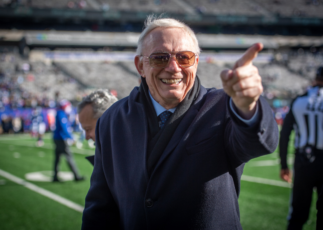 Jerry Jones at sporting event.
