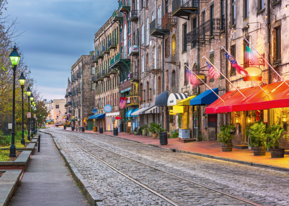 The cobblestone River Street in Savannah, Georgia