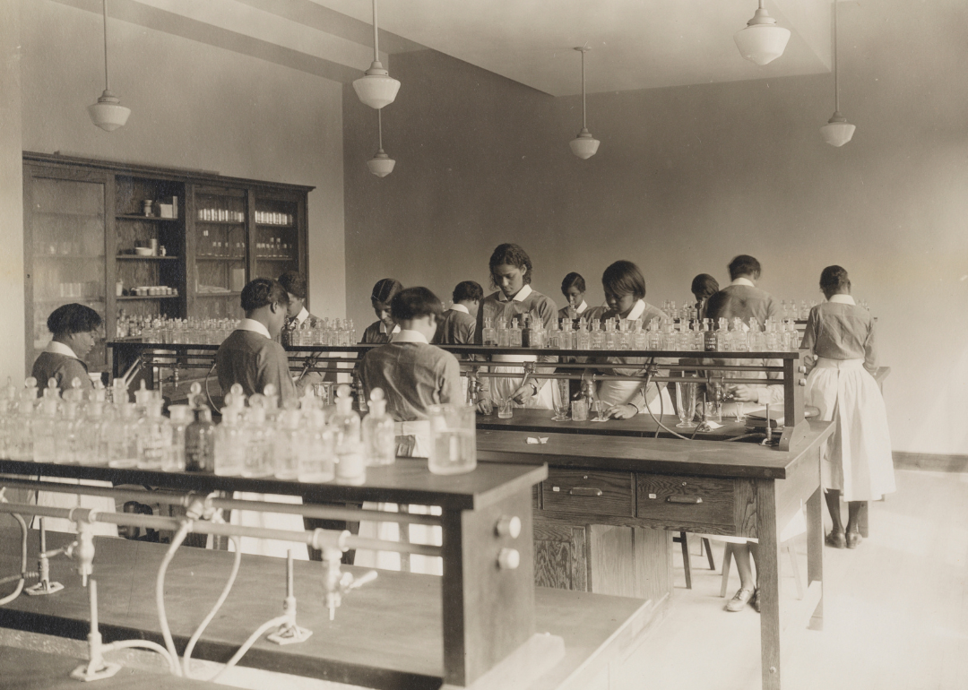 The Lincoln School for Nursing in 1905.
