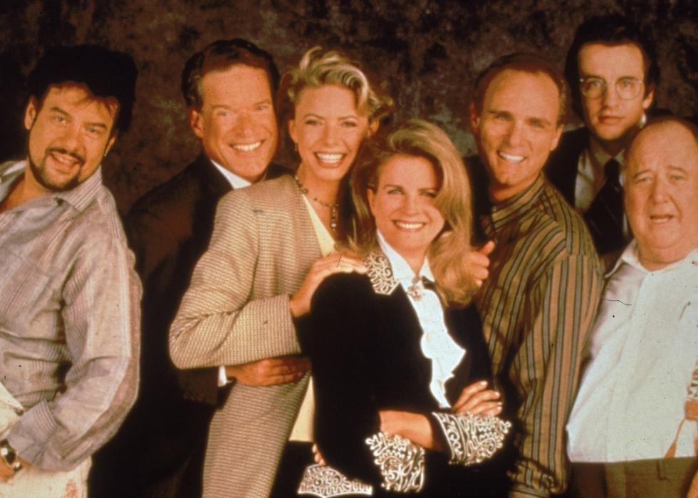 The cast of the television series 'Murphy Brown' (Robert Pastorelli, Charles Kimbrough, Faith Ford, Candice Bergen, Joe Regalbuto, Grant Shaud, and Pat Corley) in 1988.