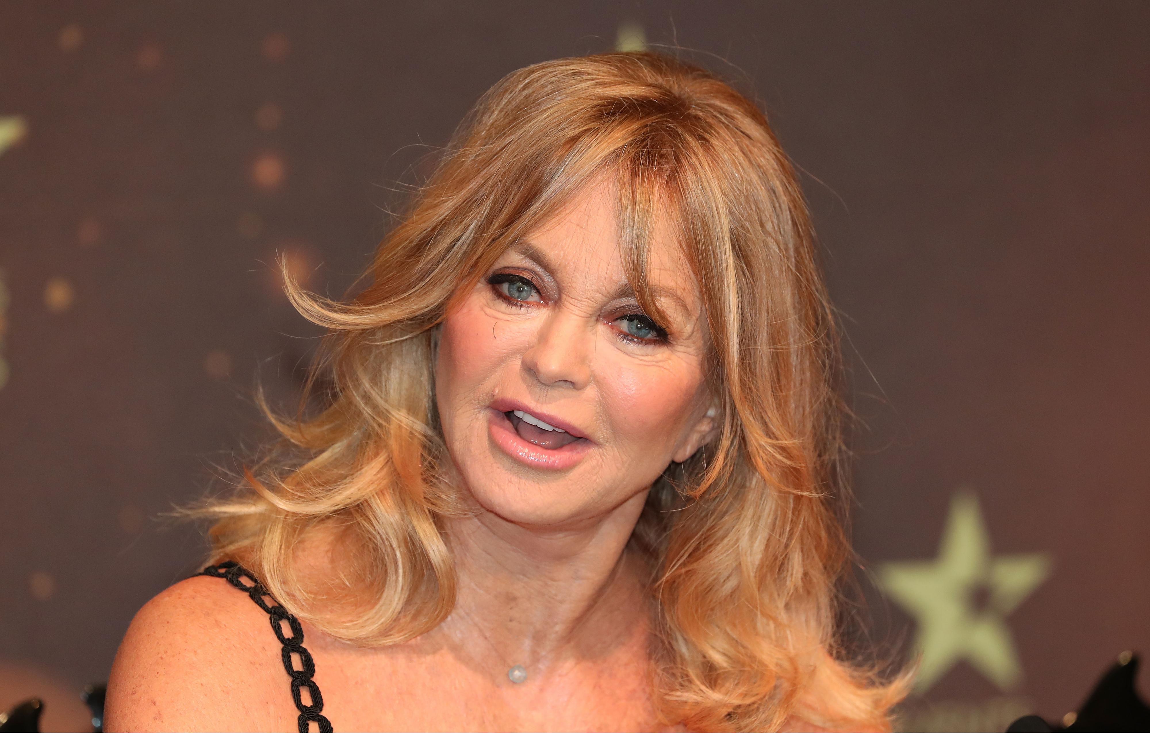Goldie Hawn speaks at event.