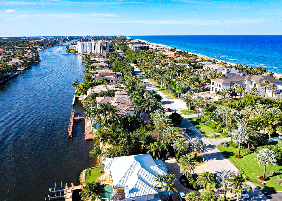 Aerial view of residential homes on Highland Beach.
