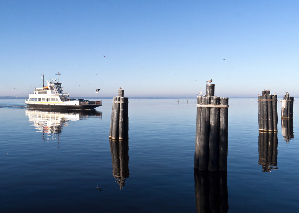 Ferry coming into doc at Oriental.
