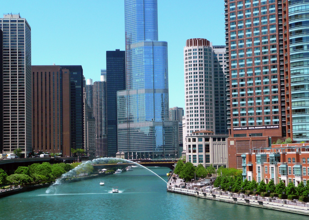 Skyscrapers and boats on the water in Chicago.