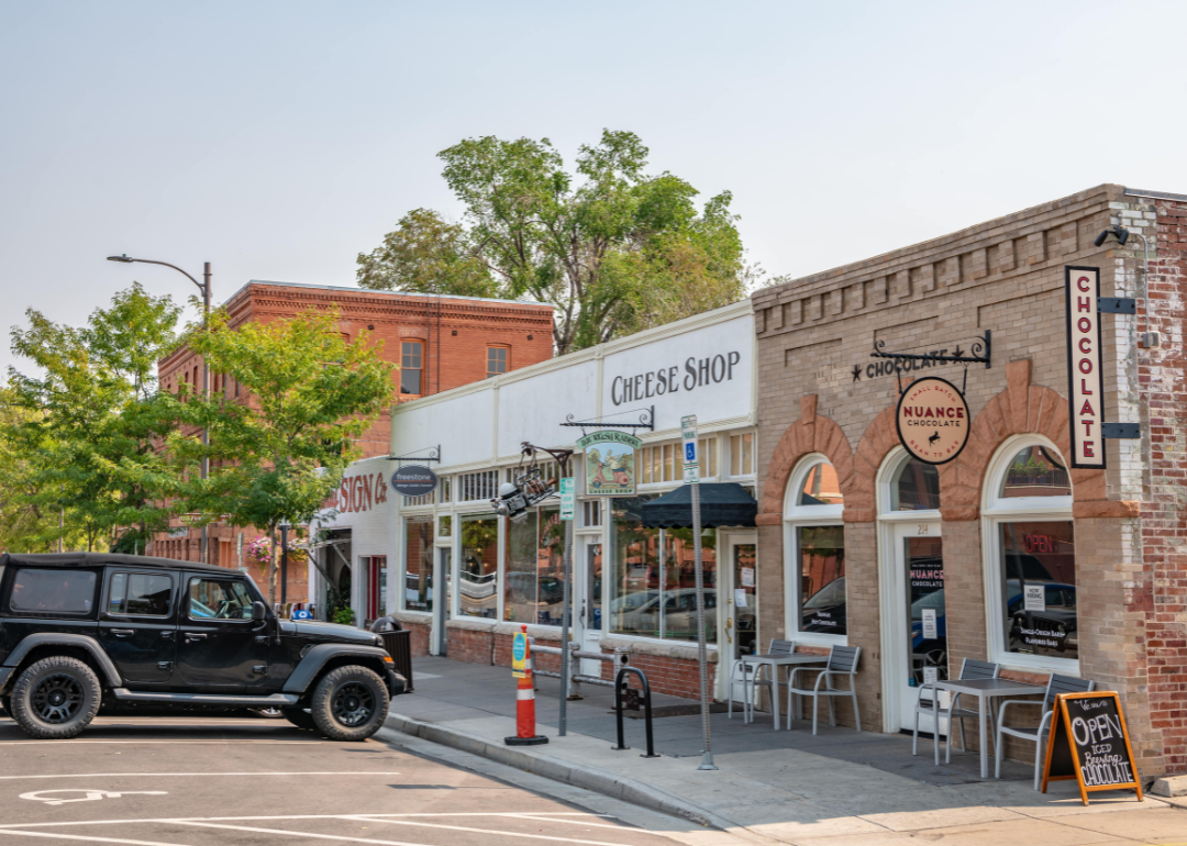 Store fronts in Fort Collins.