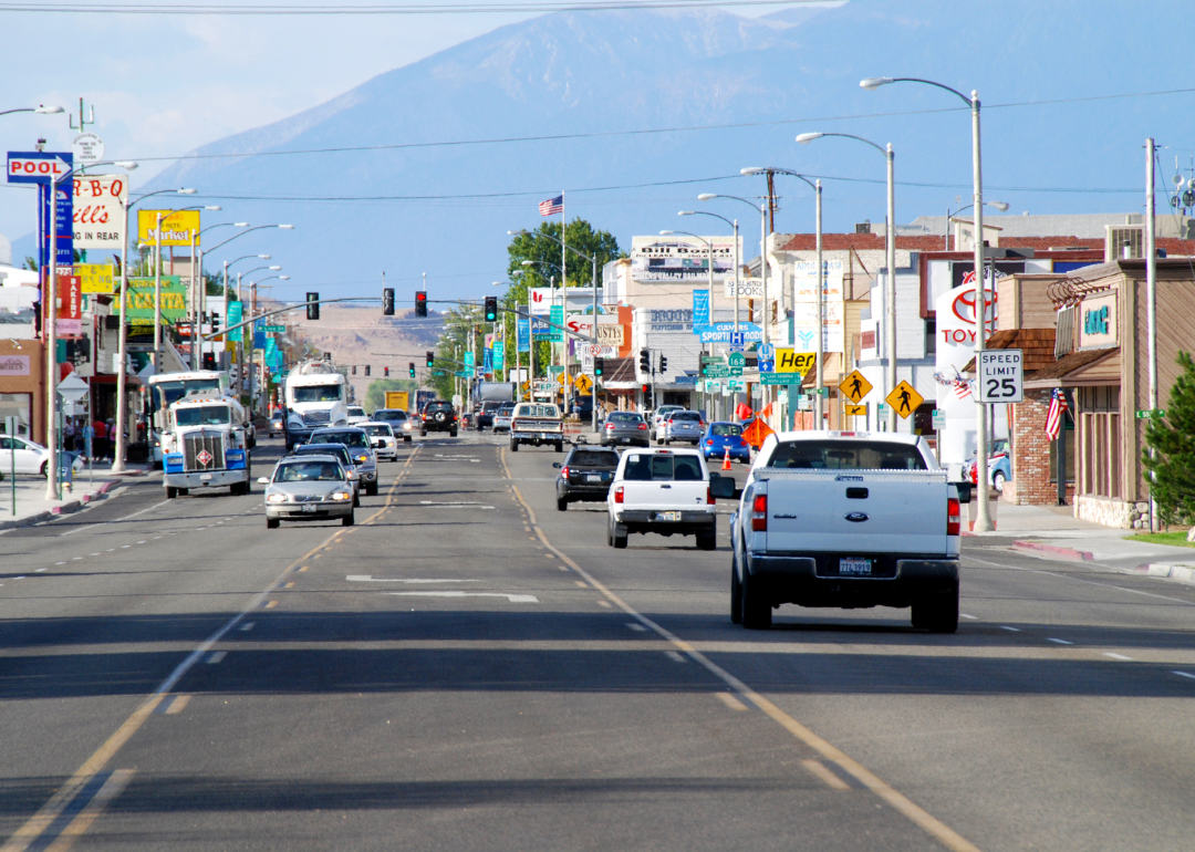Cars driving down Main Street in Bishop.