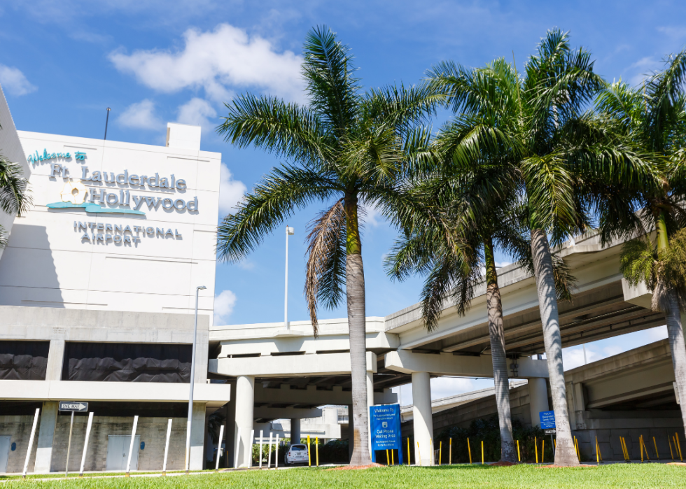 Fort Lauderdale/Hollywood International Airport sign