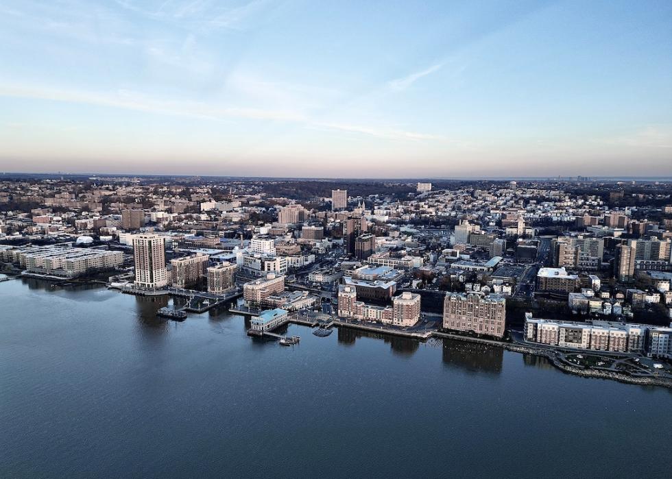 A panoramic view of Yonkers in New York across the Hudson River.