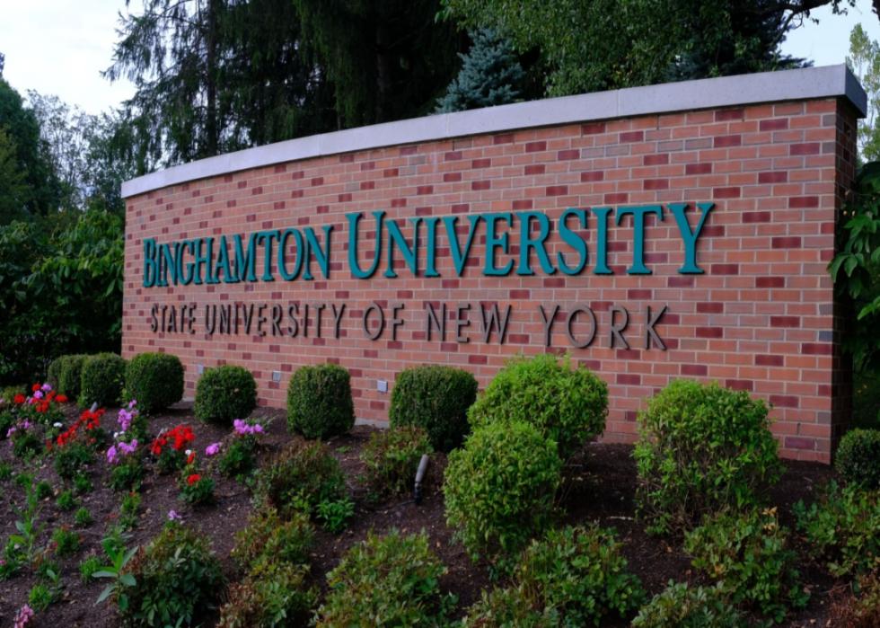 A brick Binghamton University sign.
