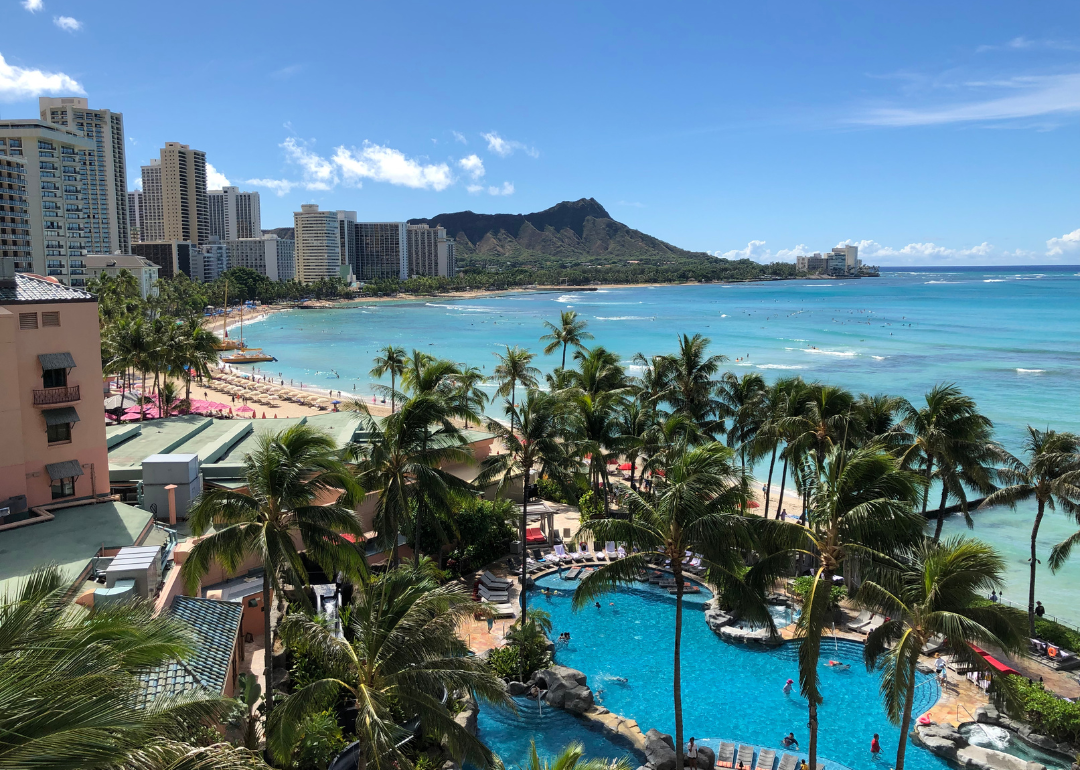 A beautiful resort on the beach in Hawaii.