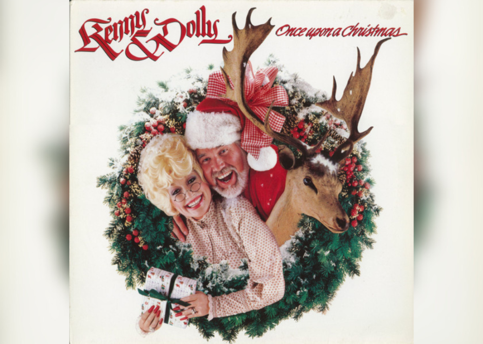 Kenny Rogers and Dolly Parton perform at the Target Center in Minneapolis.