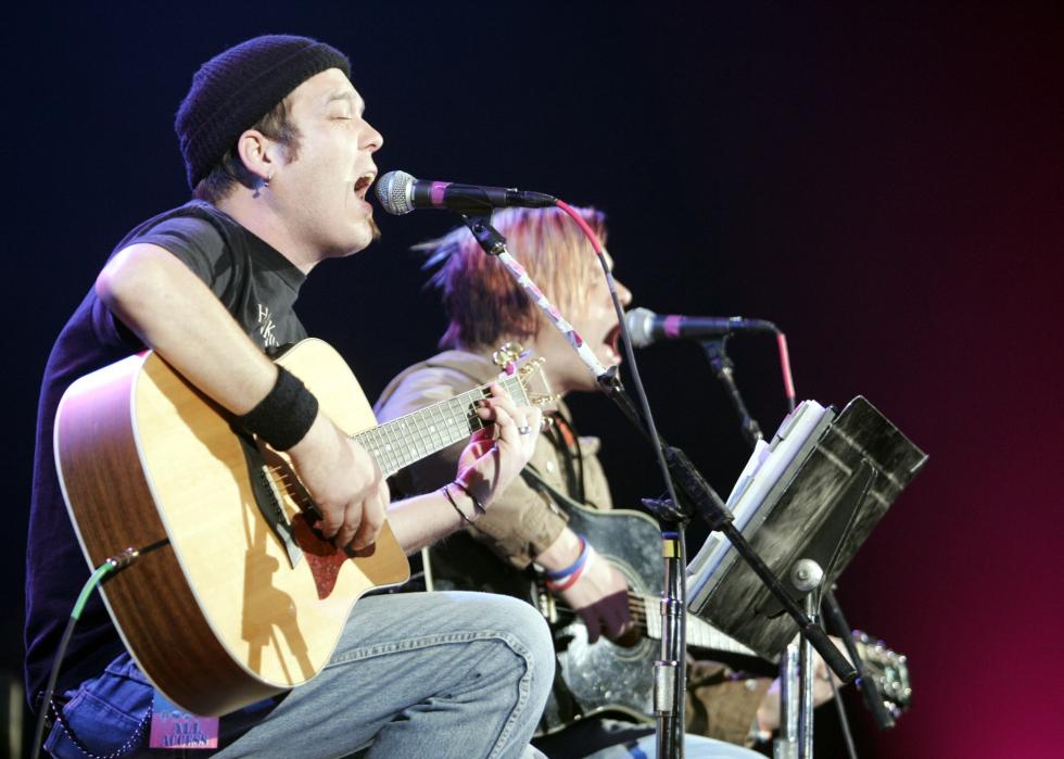 Bowling for Soup during Radio Now 93.1 Santa Slam concert.
