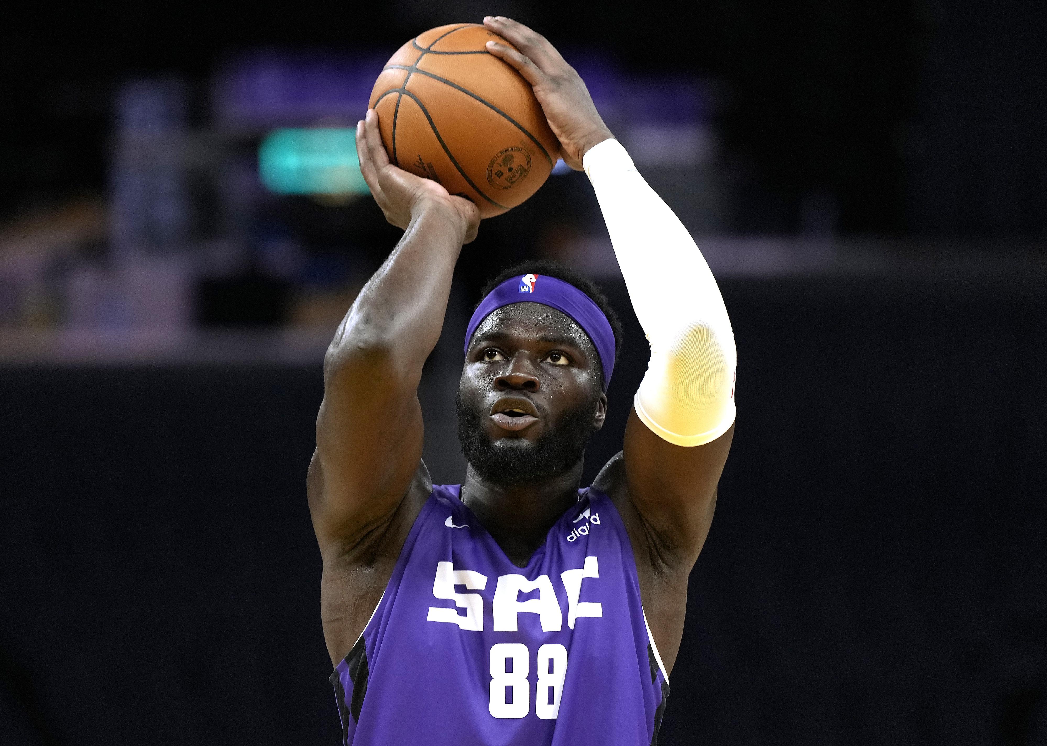 Neemias Queta preparing to shoot the ball during a game at Chase Center.