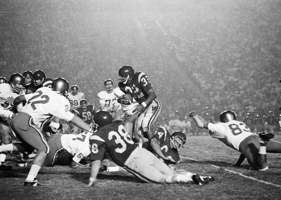O.J. Simpson facing Miami in a game.
