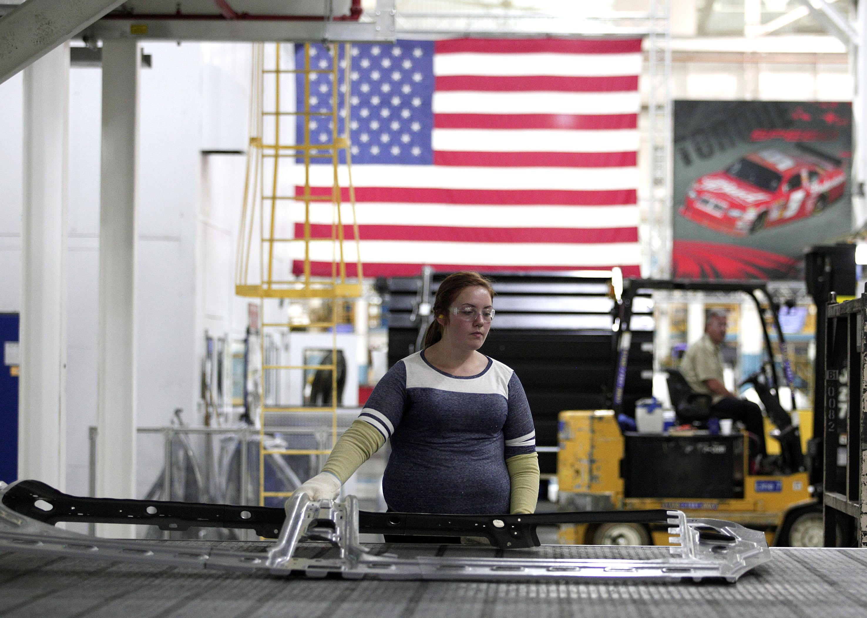 A worker handle parts for Fiat Chrysler Automobiles