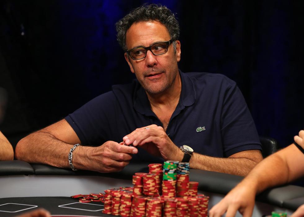 Brad Garrett playing poker.