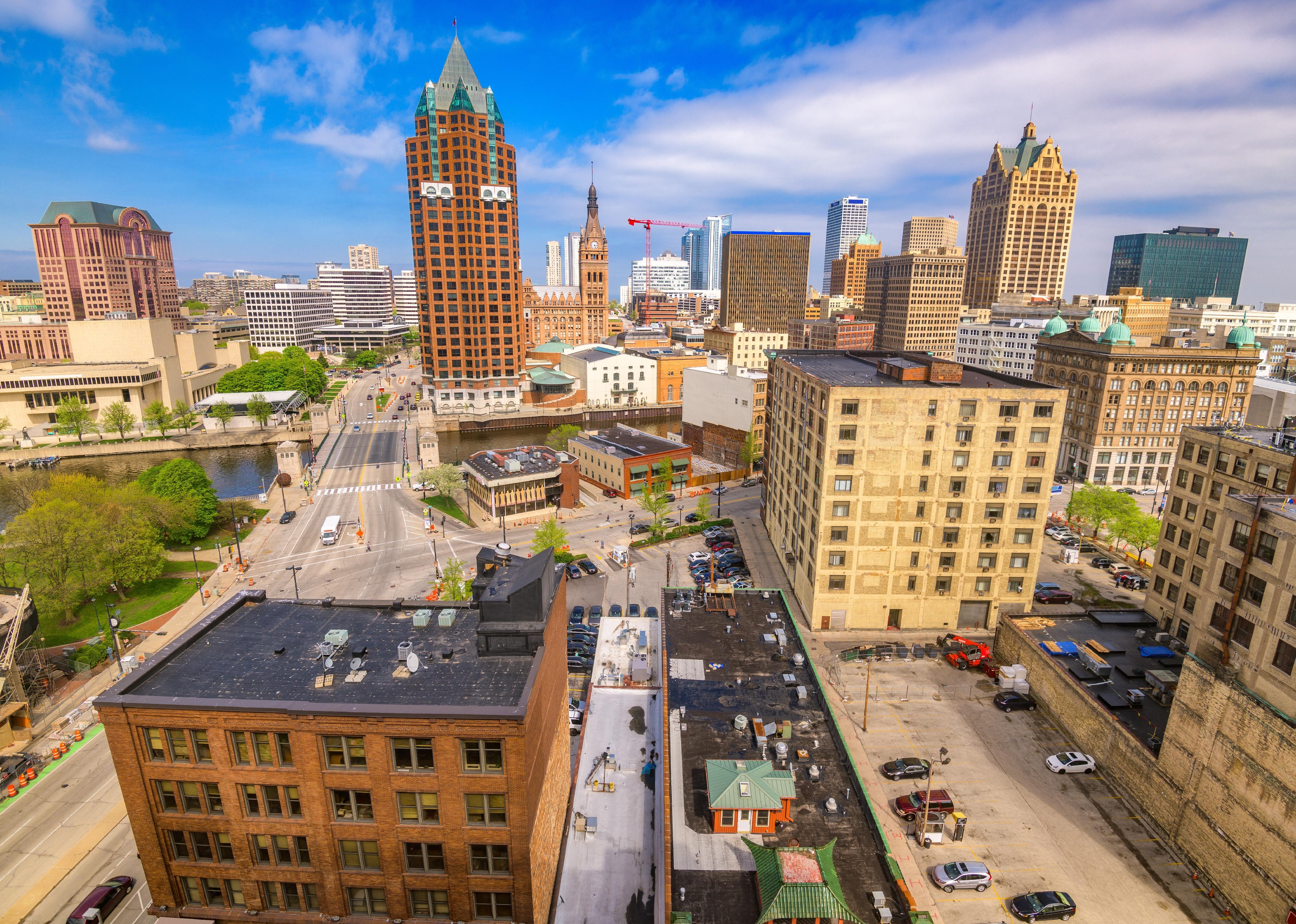Milwaukee, Wisconsin, USA downtown skyline in the afternoon.