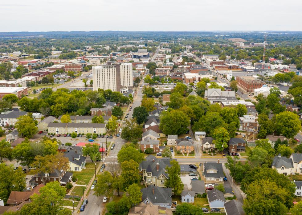 Main streets running through Bowling Green