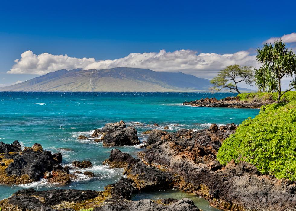 Coastline along Wailea Beach Path.