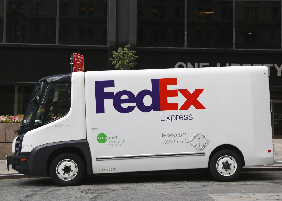 Earthsmart FedEx zero emission all electrical truck