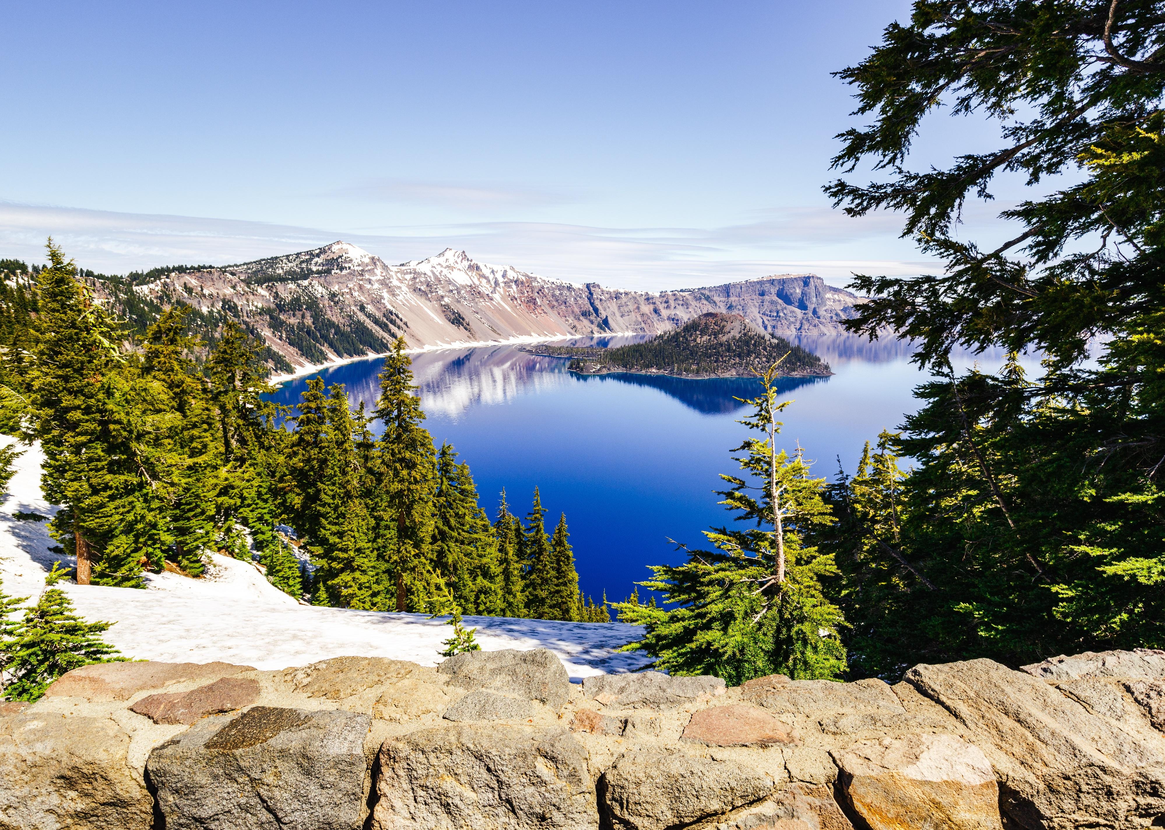 Crater Lake National Park of Oregon.