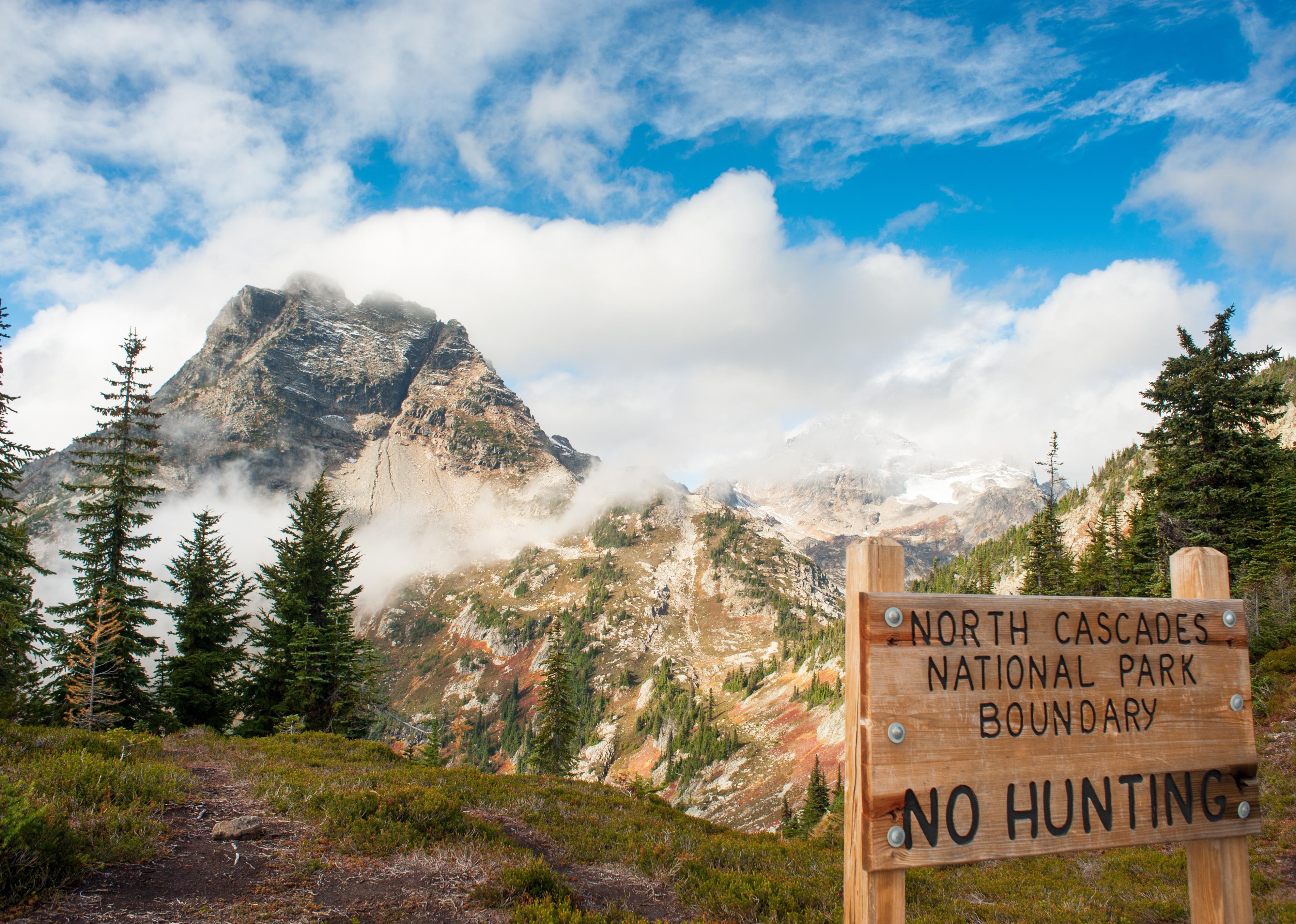 Boundary of North Cascades National Park on the Lake Ann / Maple Pass Trail.