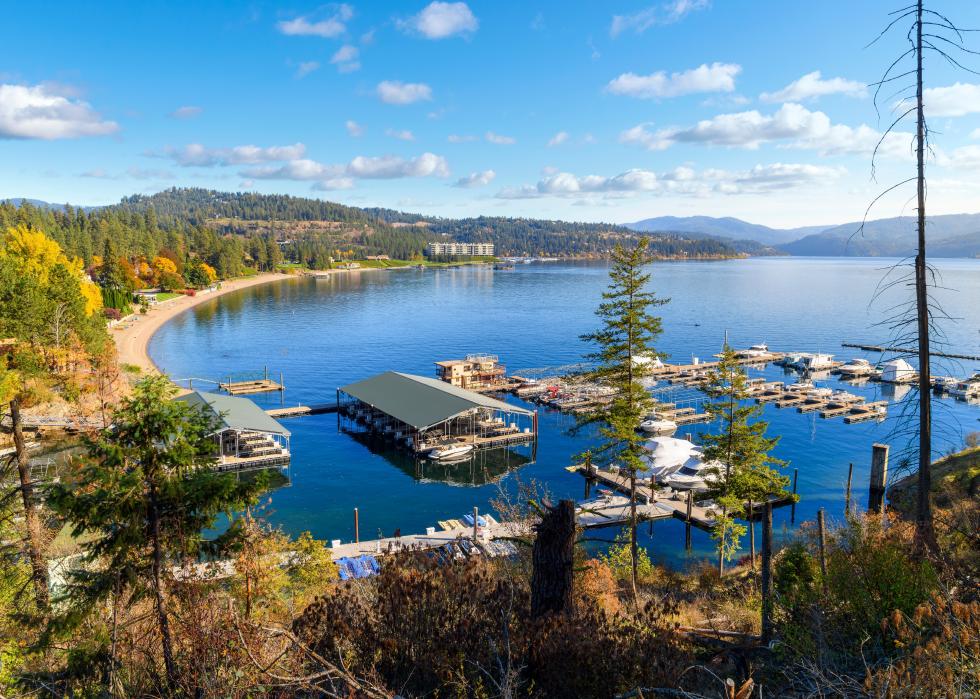 View from the Tubbs Hill hiking trail of the Sanders Beach lakefront community of homes.