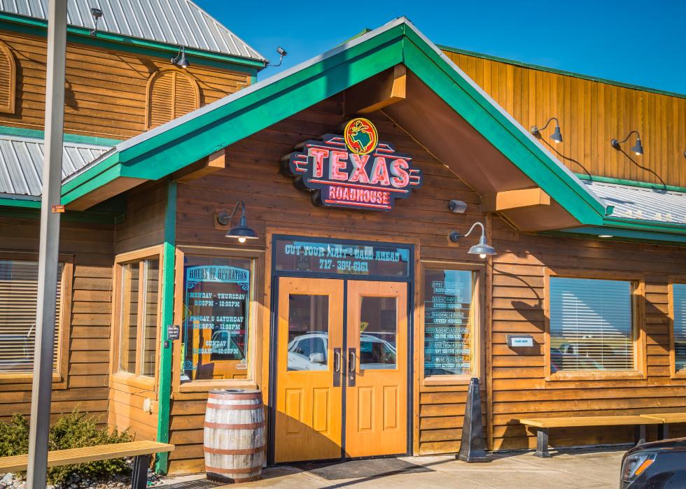 The front of a Texas Roadhouse.