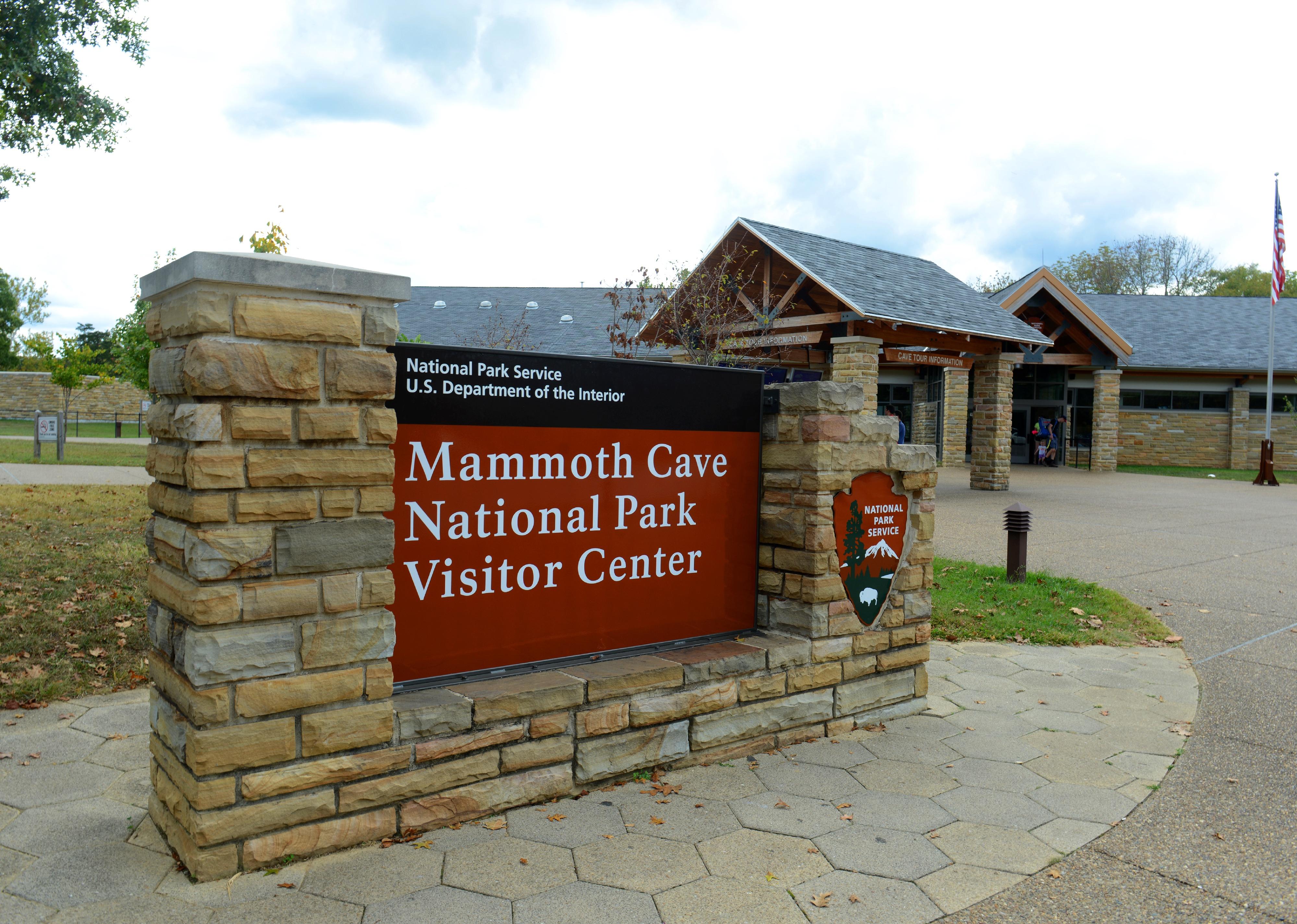 Sign of Mammoth Cave National Park near the visitors center.