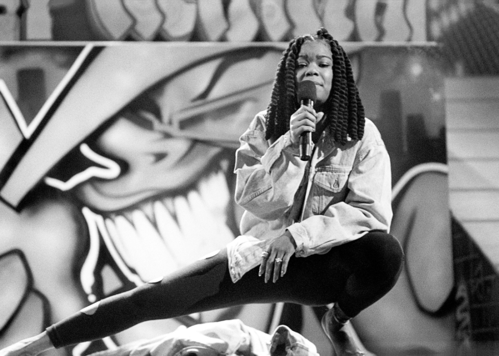 Roxanne Shante performing.